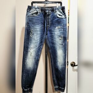 NWOT American Eagle Distressed Active Flex Denim Joggers Men's Size Medium